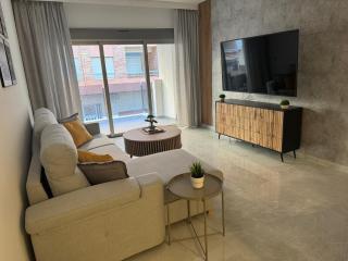 Premium Apartment 8 pers with a rooftop swimming pool and sea views - 3 min Playa de Cura - 5