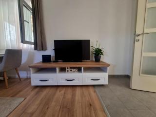 Apartment Matija Airport - 5