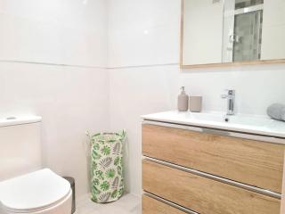 Apartamento Moderno y con Estilo en La Carihuela - Torremolinos - 3