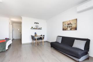 Sunny Studio with Pool & Terrace, Golf del Sur - San Miguel de Abona - 4