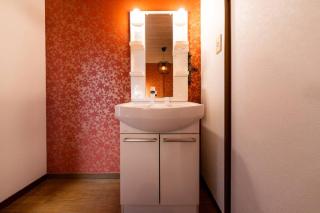鶴見橋 Guest House! 難波や梅田へダイレクトアクセス! 無料駐車場付き! 地下鉄駅まで徒歩4分! 12人宿泊可能! 一軒家貸切 - Osaka - 2