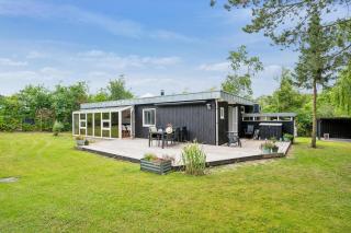 Awesome Home In Knebel With 2 Bedrooms And Internet - Ebeltoft - 0