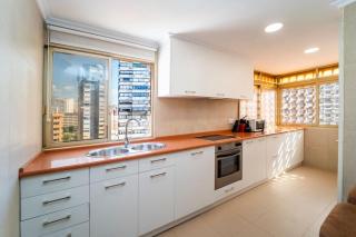 Stylish Seaview Apartment with Pool Access - Benidorm - 3