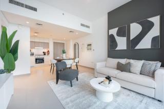 Modern Aesthetic 1-Bedroom Apartment in Dubai Hills - Dubai - 9