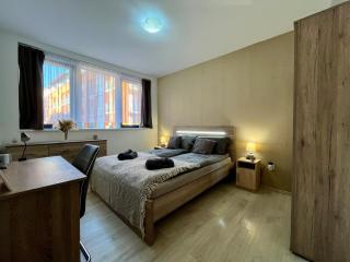 City Centre Simonffy Apartment - Debrecen - 8
