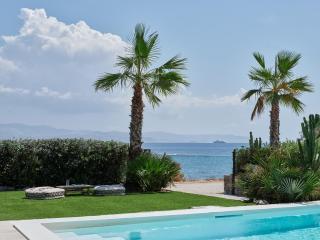 Mando Seaside Villa - Naousa - 8