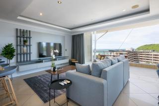 On Point Penthouse 7-14 - Durban - 0