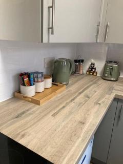 Contractors, Gloucester, LongTerm Bookings Wifi SmartTV - - 5