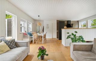 Cozy Home In Dronningmølle With Kitchen - 6