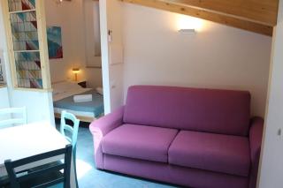 Red Mulberry House 1 - 6