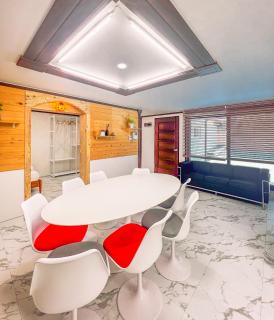 5BR Family House, Myeongdong 7 minutes, Gwanghwamun 10 minutes, Namsan view, Patio - Seoul - 0