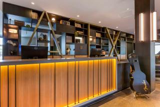 Cambria Hotel Austin Airport - Austin - 1