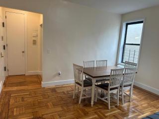 C8 Crown 1 Bedroom Apartment - 1