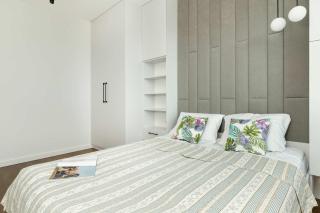Stylowy Apartament z Parkingiem Gdańsk by Noclegi Renters - Danzig - 9