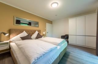 Yogasutra - Stilvolles 3-Zimmer-Apartment mit Seeblick, Balkon & Sauna - Krakow am See - 7