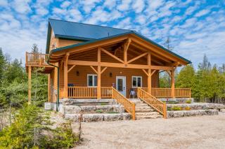 Rustic Luxury Saw N' Logzzz Cabin Getaway - Red Bay - 0