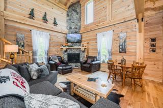 Rustic Luxury Saw N' Logzzz Cabin Getaway - Red Bay - 7
