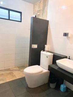 Share pool 1 room 2 bedroom - Ao Nang - 2