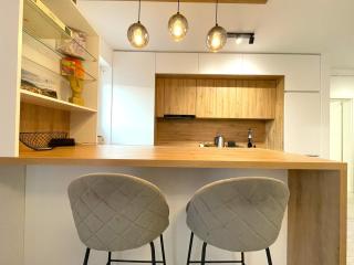Blue Jay's Nest with AC and Stylish Terrace - Brasov - 7