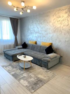 Victoriei Boulevard Private Apartment - Braşov - 0