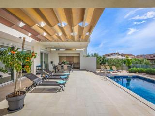 Villa Aponia by Interhome - Sveti Lovreč Pazenatički - 0
