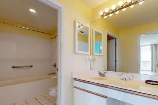 Navarre Beach Regency 203 - 4