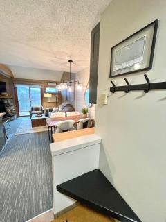 Ski in Ski out 1 Bed plus Loft BEST VIEWS IN LUTSEN - Lutsen - 4