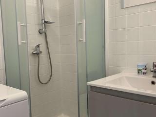Studio confortable face aux Thermes avec balcon - FR-1-553-26 - Balaruc-les-Bains - 2
