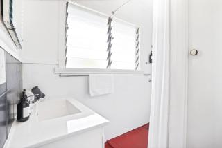 Grey Whale Anchor Inn U6 - 7