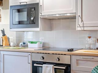 1 Bed in Abergavenny BN184 - Pont Newydd - 4