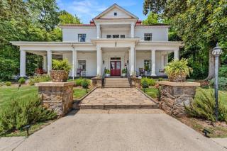 Veranda Historic Inn - - 0