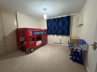 Spacious 4BD House with Character in Coventry - 1
