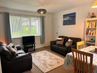 SeaBreeze Lodge, located between Penzance & St Ives - A sanctuary to relax & unwind with activities on the doorstep for all the family - 4