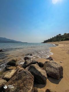 Casa c/ piscina a poucos mts da praia Feiticeira - Ilhabela - 8