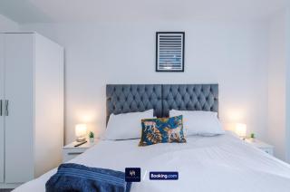 old 516 listing - Manchester - 6