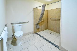 Motel 6-Atoka, OK - 8