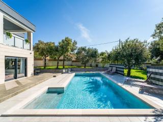 Holiday Home Golem by Interhome - Vrana - 9