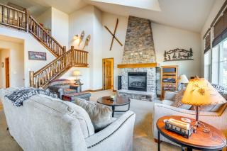 Mtn Views and Private Hot Tub Granby Group Getaway! - 0