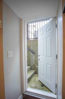 6BR house near Shops, Transit, Hwy and GO - Mississauga - 4
