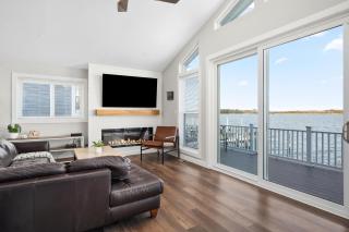 Waterfront Home with Views, Hot Tub in Ocean Pines! - 8
