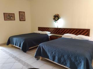 The Halfway Inn - Guerrero Negro - 3