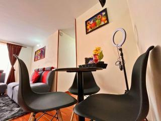 Acogedor Apartamento en zona residencial con vista a la ciudad Wi-Fi 350 Mbps - Bogotá - 2