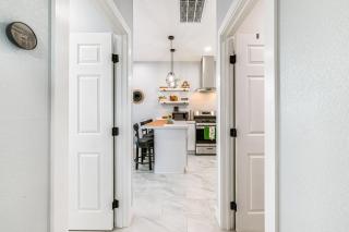 Small-Town Charm and Patio Dining Home in Madera! - Madera - 1