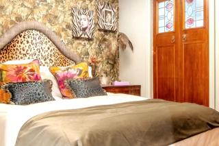 Pass the Keys Magical Mews Hideaway: Quirky Cottage Experience - Glasgow - 9