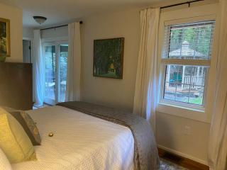 Hillside Hideaway in Lowertown Harpers Ferry - 5