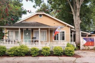 Chic Studio Retreat in the Heart of Lafayette - 9