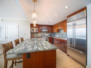 Best Views at Honua Kai - Penthouse Suite with Private Lanai & Grill-Honua Kai Konea 1025 - 4
