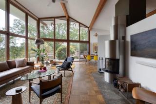 Quarry House Mid-Century Modern - 9