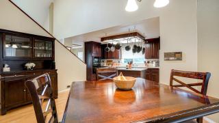 Private Rooms Garden Resort - Cloverdale - 7