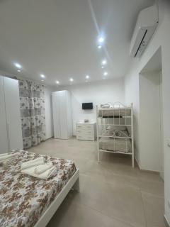 Casa Vacanze Angela - Naples - 1